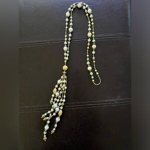 Costume Jewelry Necklace Gold colored, White Beads, Pearl beads